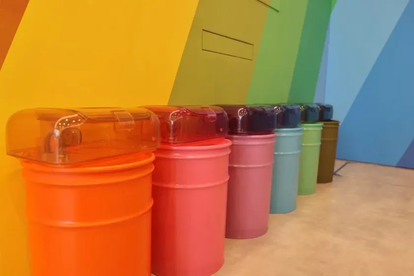カラー展開