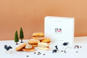 新作「ふんわりパンケーキサンド〈ミルクコーヒー〉」の画像