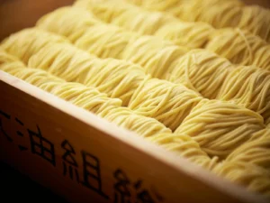 東京油組総本店の油そば