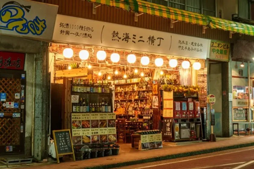 熱海ミニ横丁の夜景