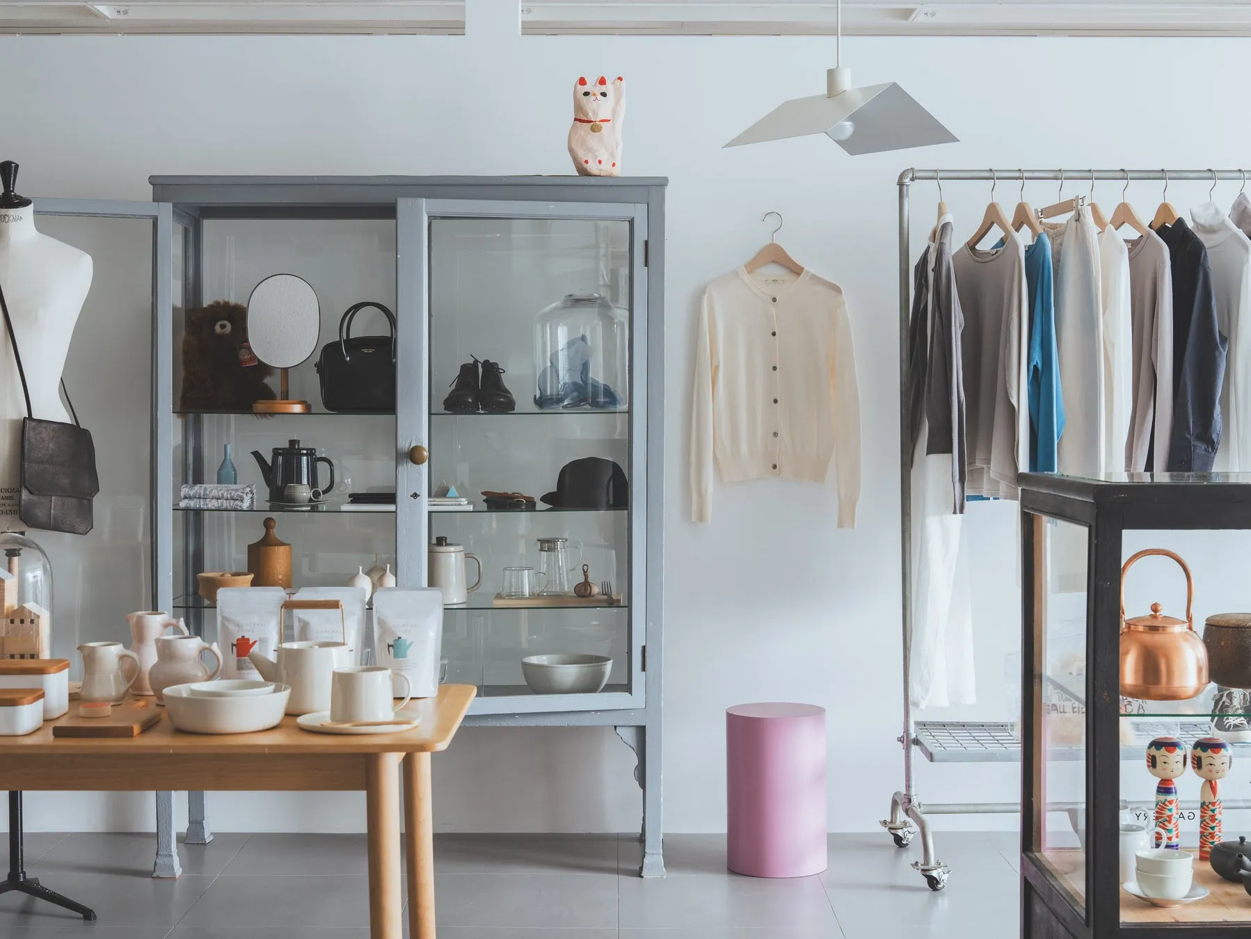 GENERAL STORE 内装