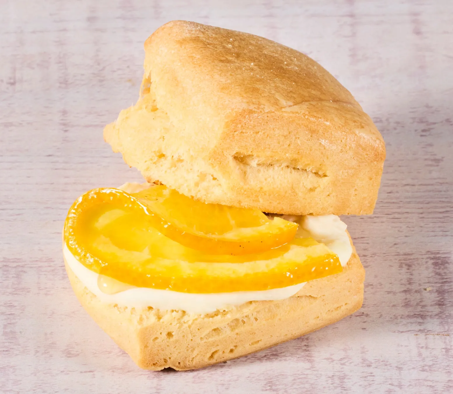 紅甘夏とクリームチーズのスコーン