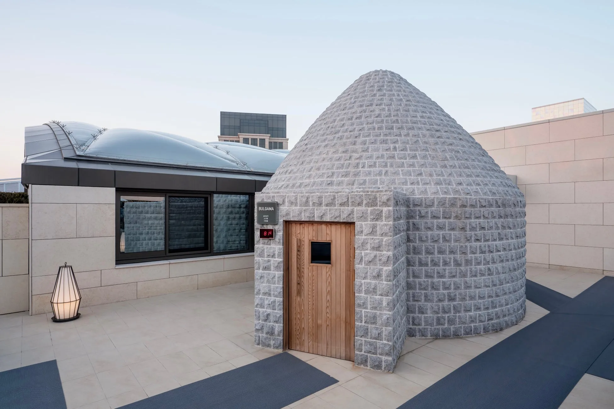 石造りのサウナ小屋